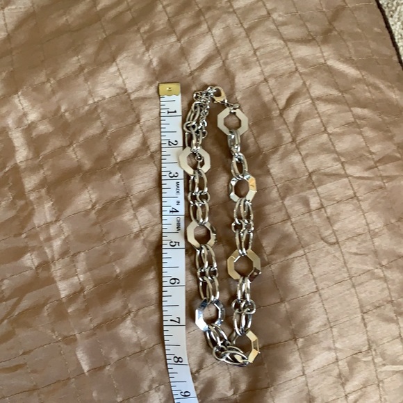 B2GOFREE 🍭premier design necklace - Picture 3 of 4